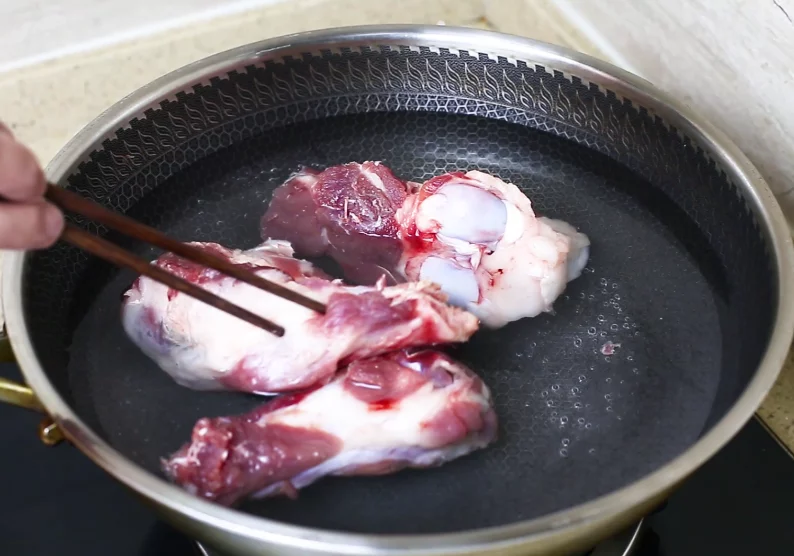 煮猪排骨的正确方法与配料（炖排骨的正确方法与配料） 3