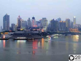 重庆为何能稳坐西部第一城？