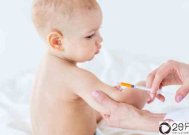 孩子打疫苗以后发烧了怎么办 打完疫苗为什么会出现高烧