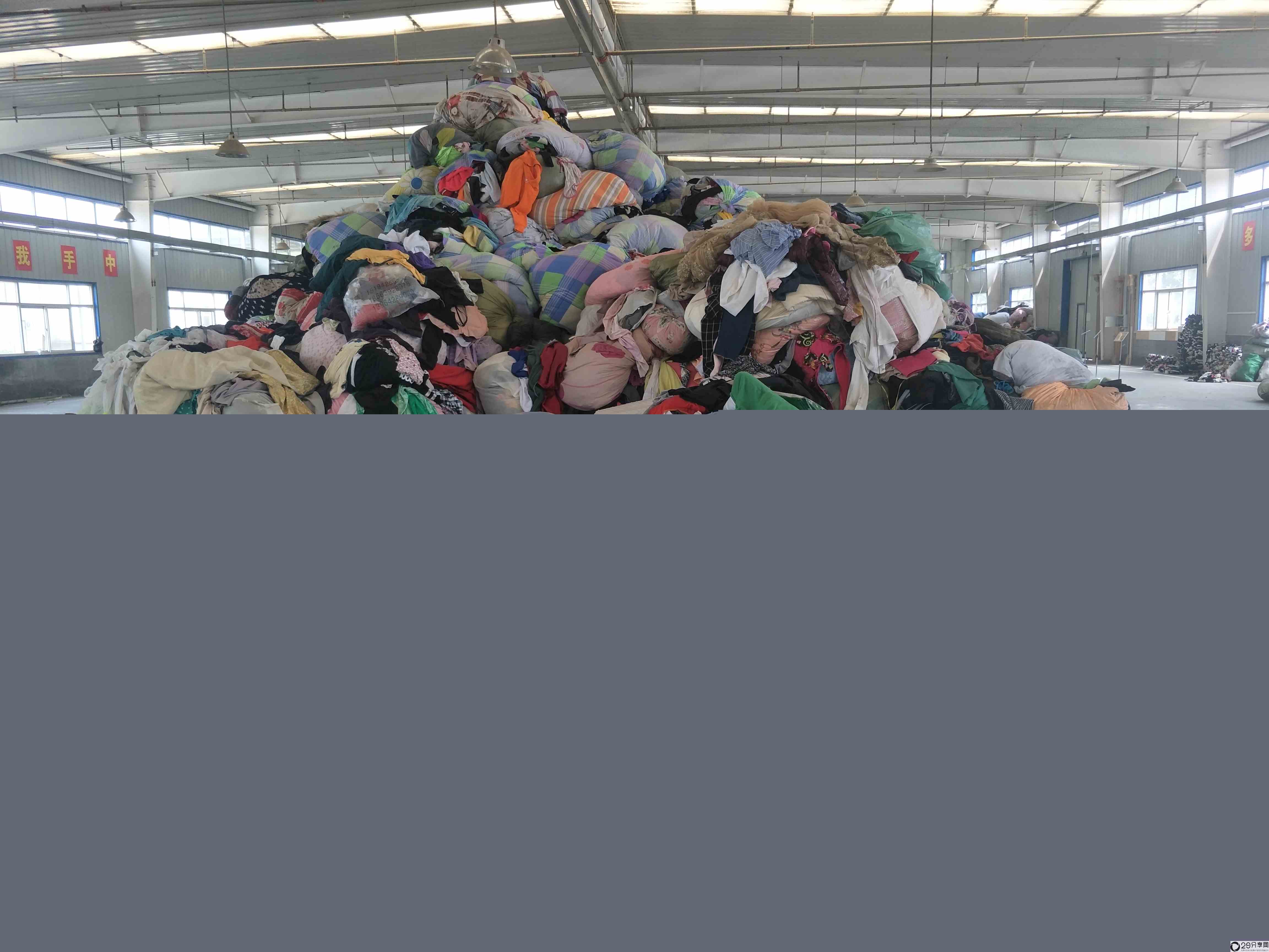 旧衣服回收生意怎么做，回收旧衣服超实用的五种方法 3
